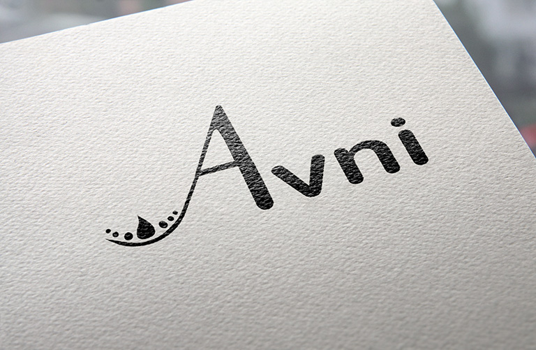 Avni Close Up